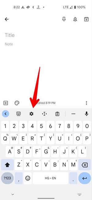 Clicking on gear-shaped icon to open Settings in Gboard for Android. 