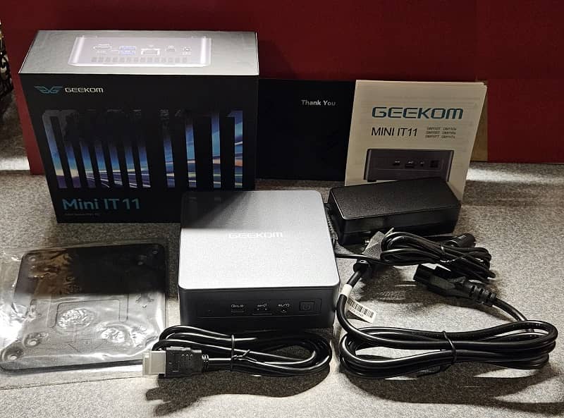 Geekom Mini It11 I7 Pc Review Unboxing