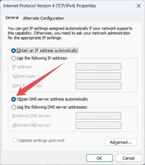 Clicking on "Obtain DNS server address automatically" option.